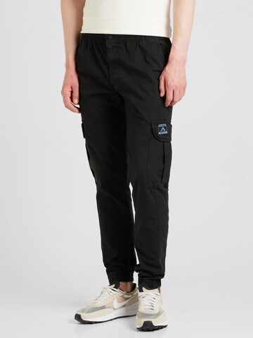 Regular Pantaloni cu buzunare 'Para' de la Superdry pe negru: față