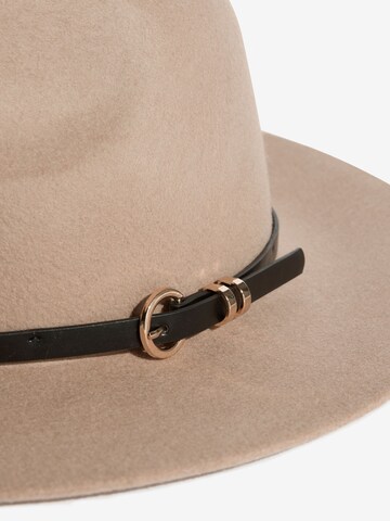 Lipsy Шляпа в Бежевый