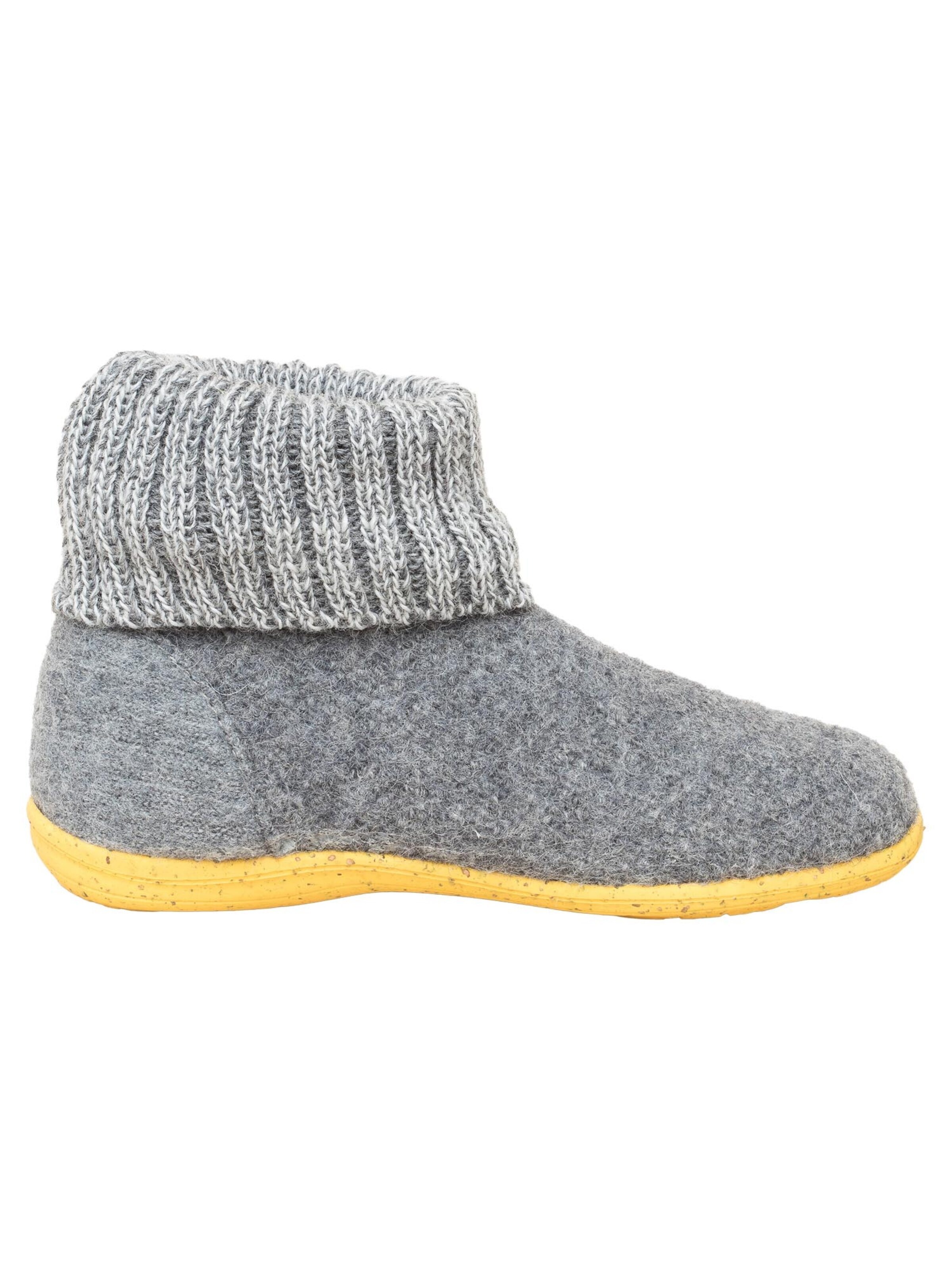 Gottstein Slippers 'Alpine Boot RU' in Grey