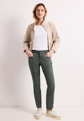 STREET ONE Slim fit Pants in Green: front