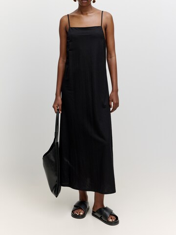 EDITED Dress 'Tereza' in Black