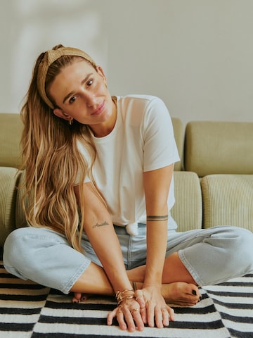 Tatiana Zidekova Póló - fehér