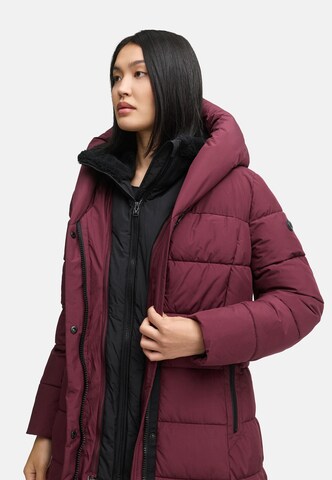Cappotto invernale 'Pakoraa 16' di MARIKOO in rosso
