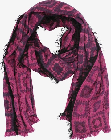 Leslii Scarf in Pink: front