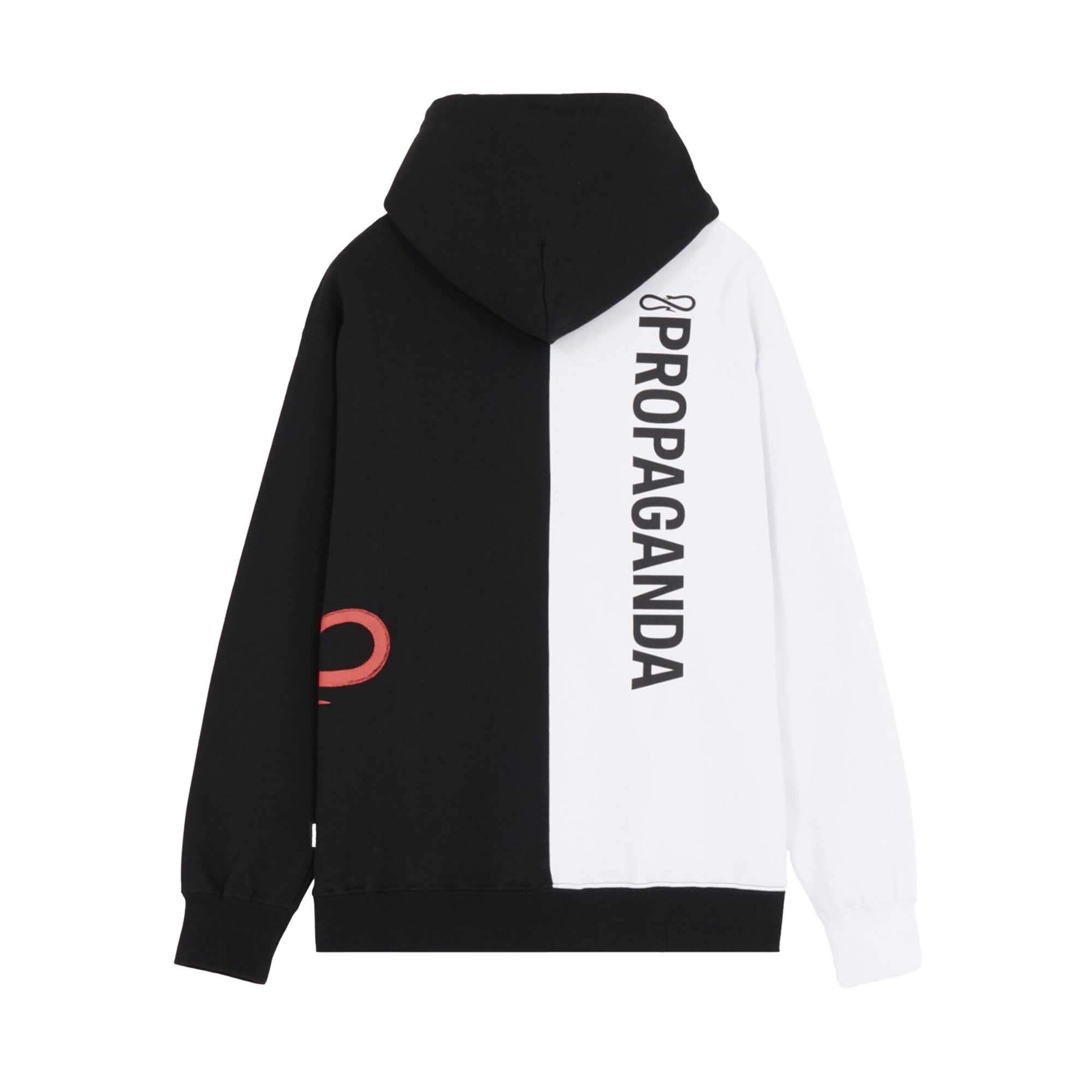 Propaganda Sweatshirt 'Double' in Schwarz