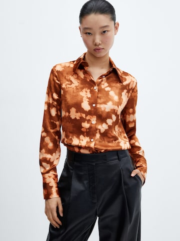 MANGO Blouse 'Fuego' in Bruin: voorkant