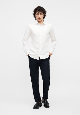 Michael Kors - Ajuste estrecho Camisa 'ROYAL' en blanco