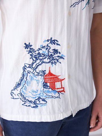 Next Regularny krój Koszula w kolorze biały