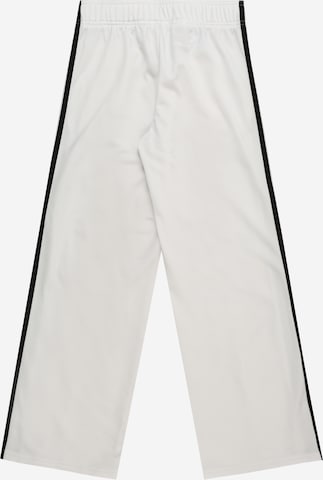 Loosefit Pantaloni 'Adicolor' di ADIDAS ORIGINALS in bianco