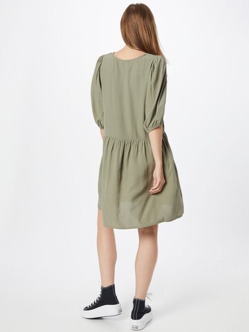 Robe 'Reya' mbym en vert