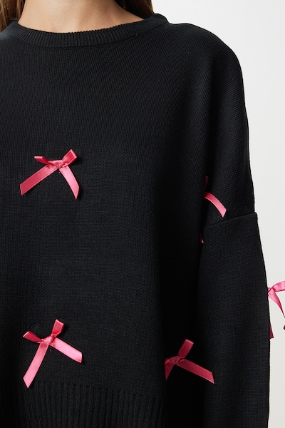 Happiness İstanbul Pull-over en noir, Vue avec produit