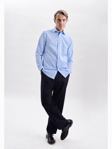 Coupe regular Chemise business SEIDENSTICKER en bleu