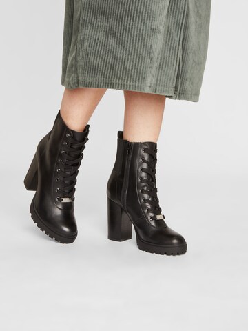 STEVE MADDEN Veterlaarsjes 'LATCH' in Zwart: voorkant