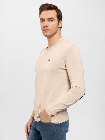 Daniel Hills Sweater in Beige