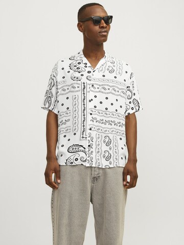 JACK & JONES Comfort fit Button Up Shirt 'Hawaii' in White: front