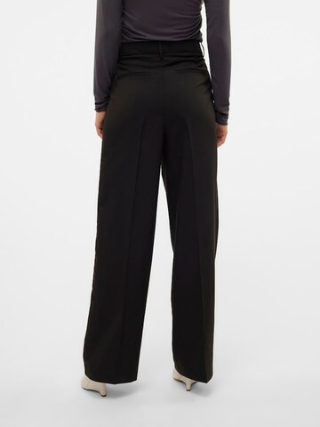 VERO MODA Wide Leg Laskoshousut 'VMNila' värissä musta