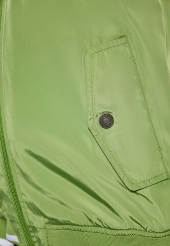 Mo ATHLSR Between-Season Jacket in Green