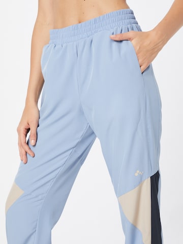 Tapered Pantaloni sportivi 'Jea' di ONLY PLAY in blu