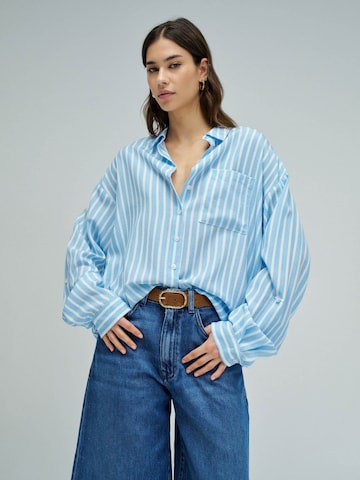 Salsa Jeans Blouse in Blue: front