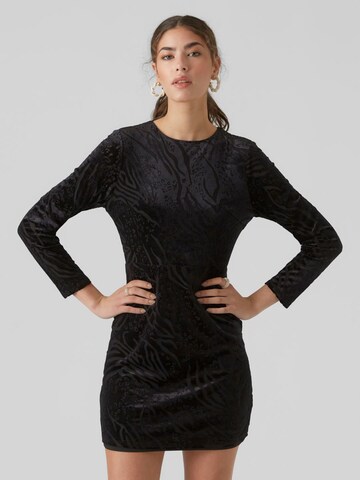 Robe de cocktail 'SINI' VERO MODA en noir : devant