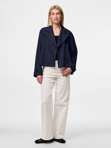 PIECES Tussenmantel 'PCSCARLETT' in Blauw