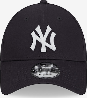 NEW ERA Cap in Black