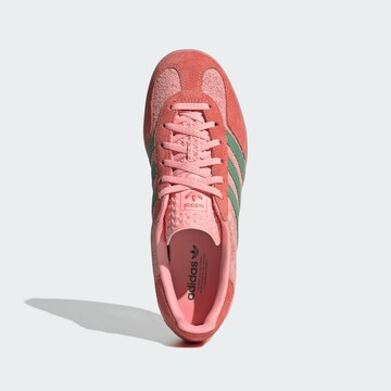 ADIDAS ORIGINALS Низкие кроссовки 'Gazelle' в Ярко-розовый
