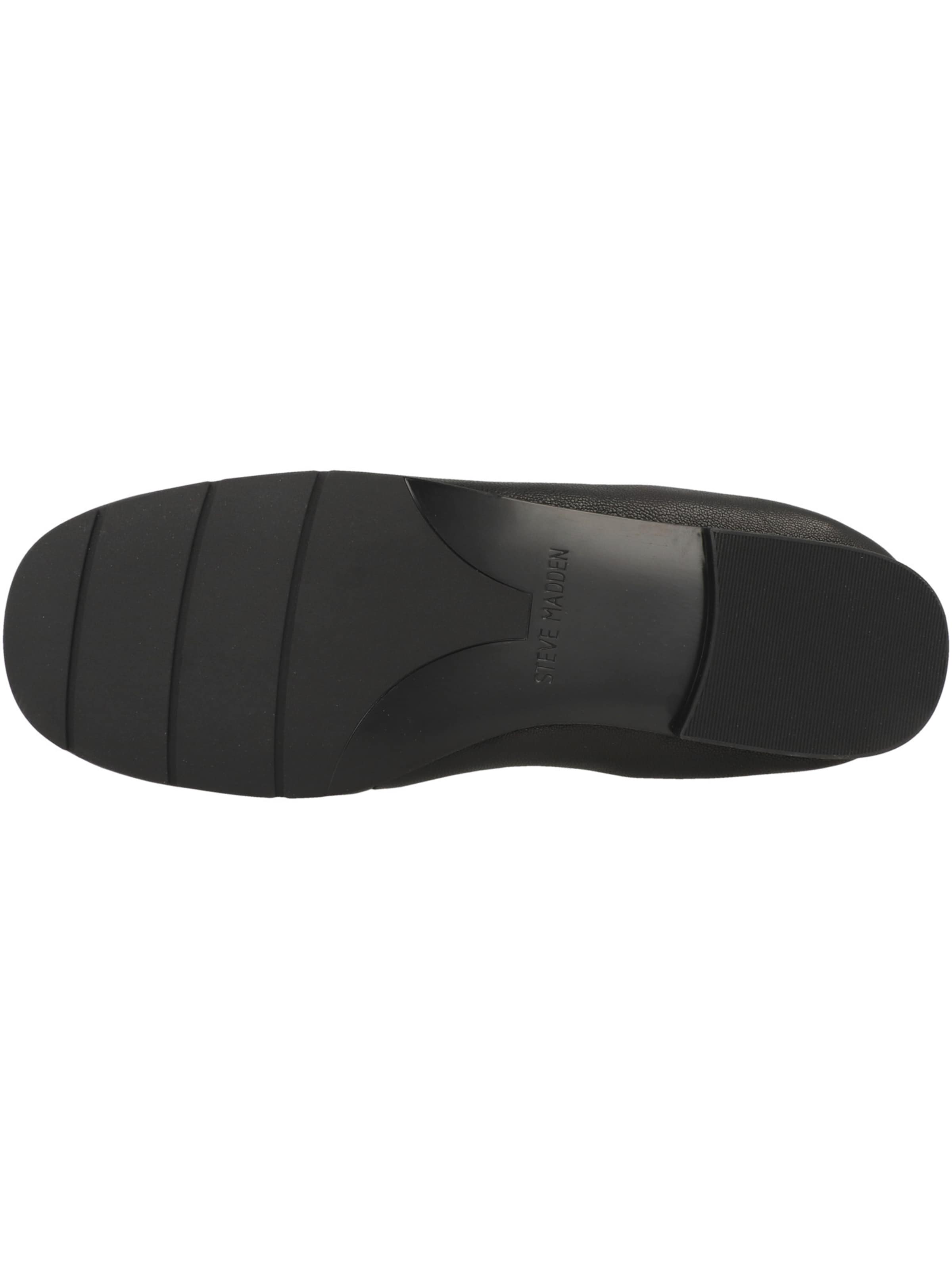 STEVE MADDEN Slip-ons ' Newbury ' in Black