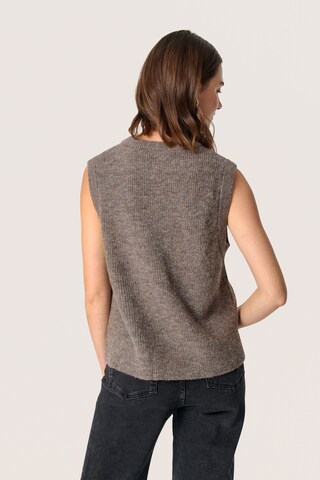 Pull-over 'Rakel' SOAKED IN LUXURY en marron
