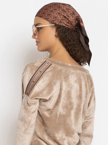 JIORO Bluse 'ESSENTIALS'‌‌‌‌‌‌‌ in Beige