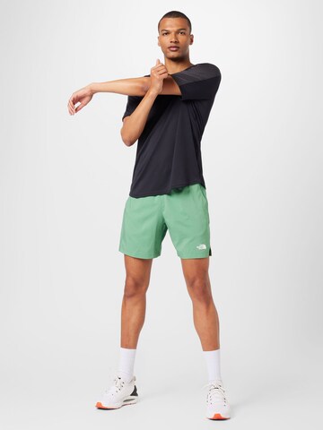 regular Pantaloni sportivi '24/7' di THE NORTH FACE in verde