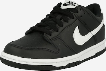 Sneaker de la Nike Sportswear pe negru: față