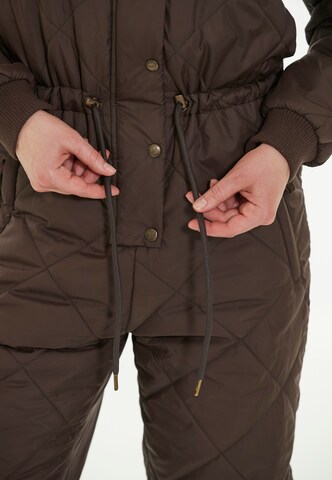 Weather Report Sports Suit in Brown