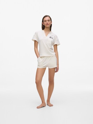 Karl Lagerfeld Pyjamashortsit värissä beige