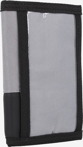 BENCH Wallet in Black: front