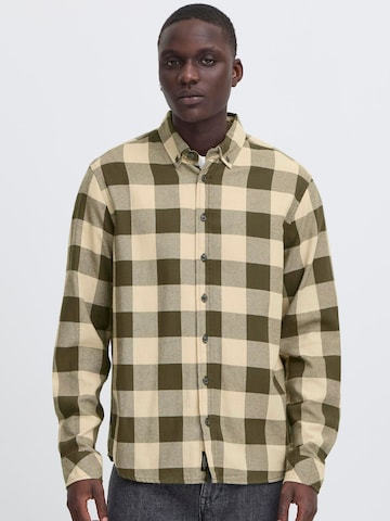 Coupe regular Chemise 'BHBUSTER' BLEND en vert