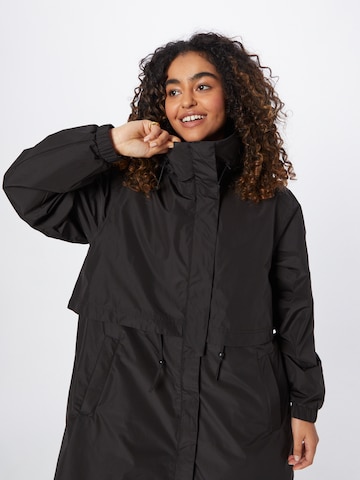 MAKIA Raincoat 'Isla' in Black