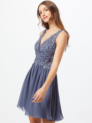 Robe de cocktail Laona en bleu : devant