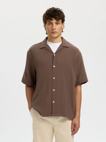 SELECTED Button Up Shirt 'SLHCal' in Brown: front