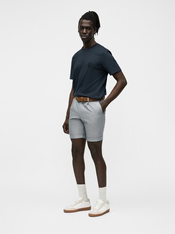 BOSS Обычный Брюки со складками в Серый