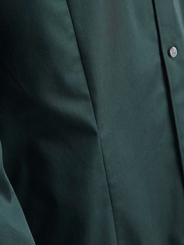 Slim fit Camicia di JACK & JONES in verde