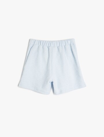 Koton Regular Shorts in Blau