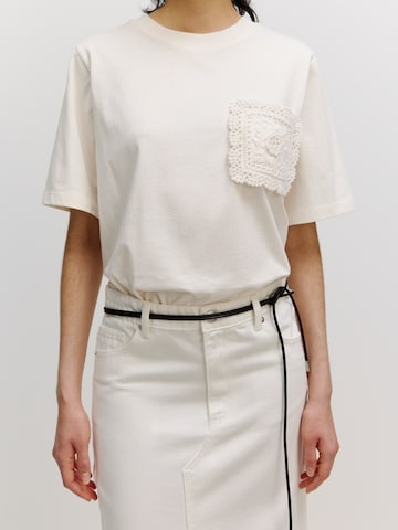 EDITED Тениска 'Benni' в бяло: отпред