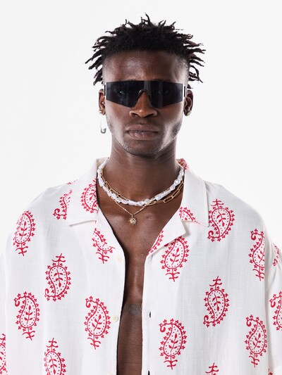 VAMOS CLO Button Up Shirt in Red / White, Item view