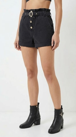 Regular Jean 'Isa' Hoermanseder en noir