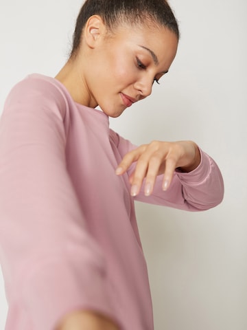 Skiny Sovtröja 'Every Night' i rosa: framsida