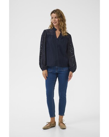 Bluză de la Cream pe albastru