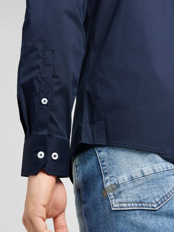 Coupe slim Chemise s.Oliver BLACK LABEL en bleu