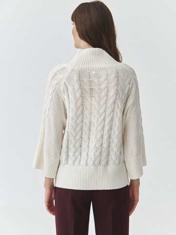 Pull-over 'WILLA' TATUUM en blanc