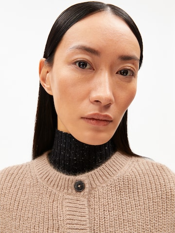 ARMEDANGELS Top in Brown
